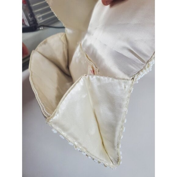 Vtg Handmade Emson Sequin and Beaded Ivory Clutch Made in Hong Kong 9x5 - Picture 8 of 16